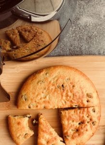 Apricot and Raisin Cake