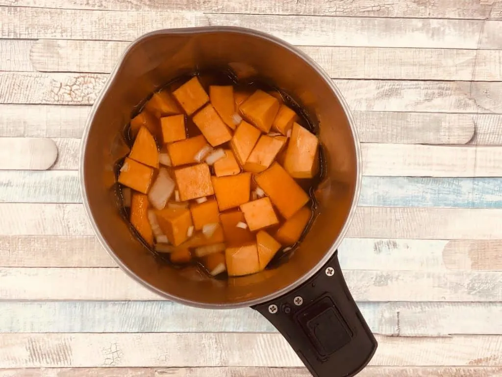 butternut squash and sweet potato soup ingredients