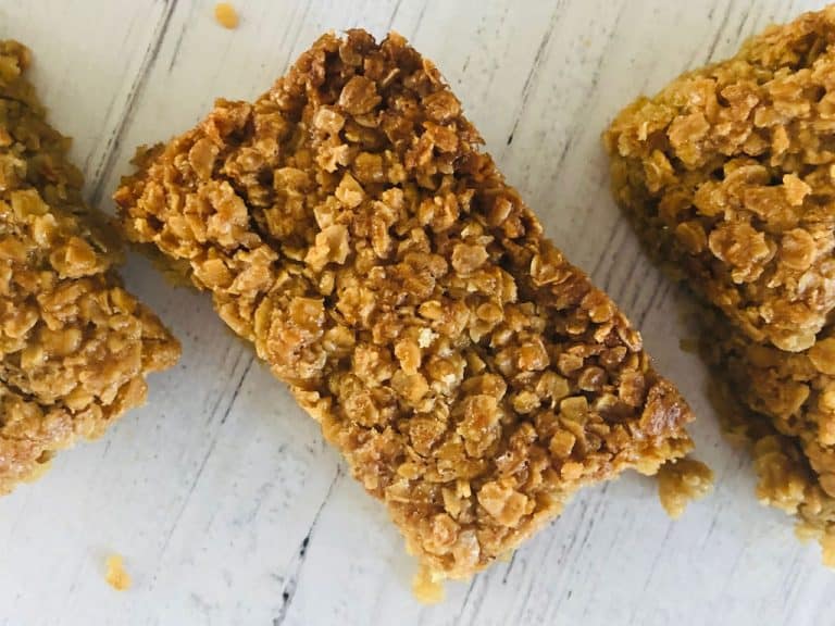 How To Make Flapjacks {An EASY Flapjack Recipe!} Liana's Kitchen