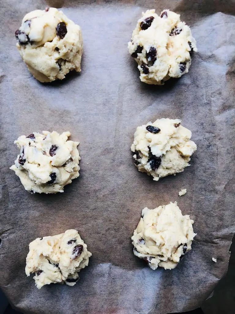 rock cakes on baking tray