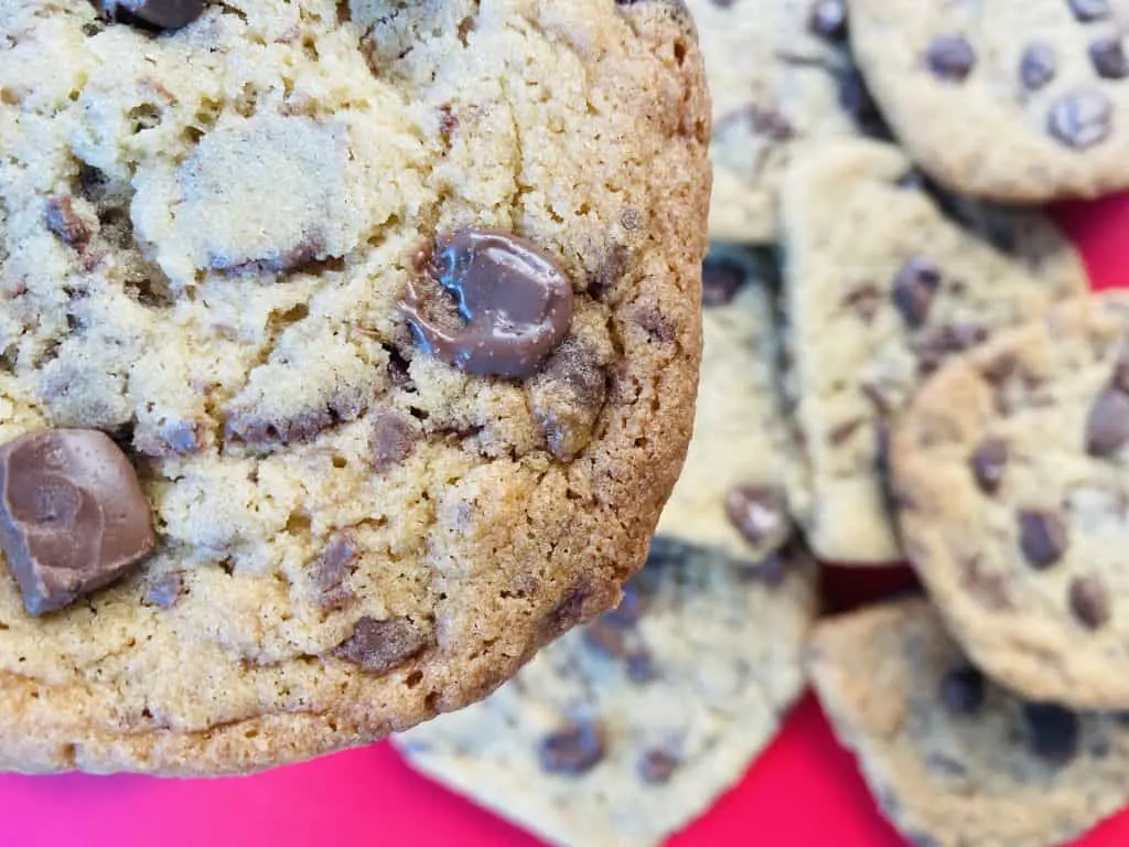 chocolate chip cookies