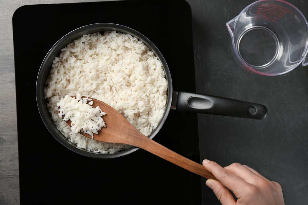 reheating rice in a saucepan
