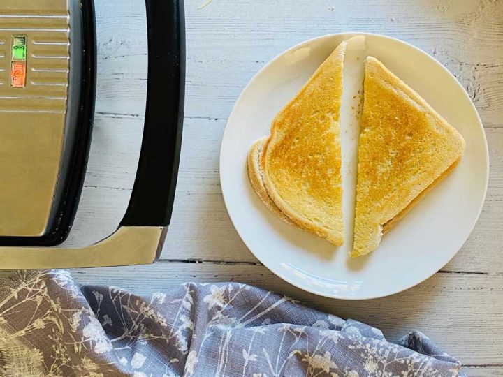 Ham and Cheese Toastie An Easy (And Tasty!) Recipe To Make At Home