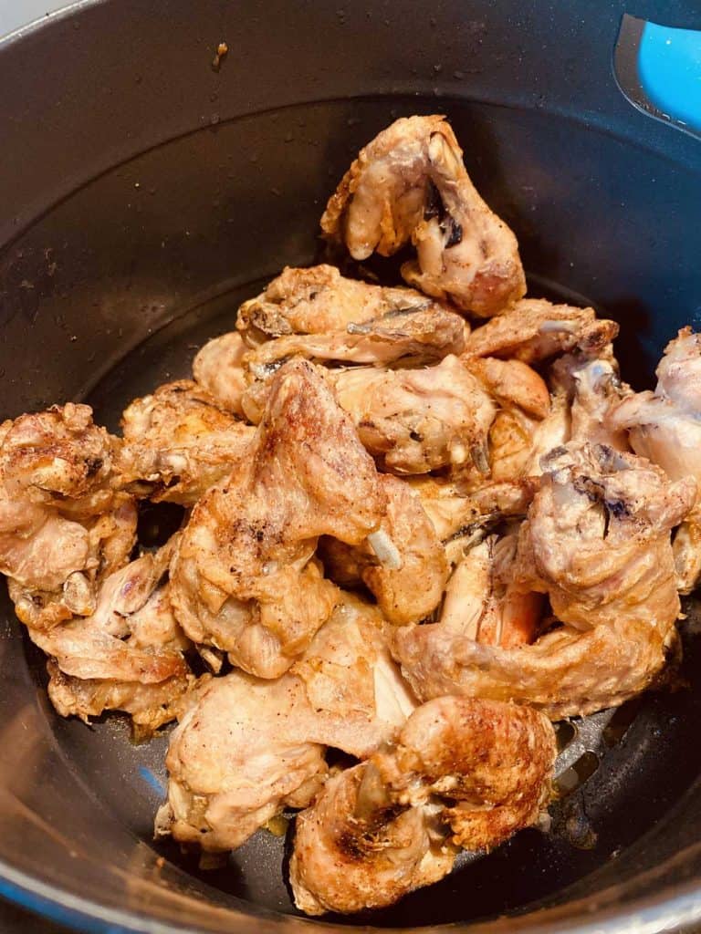 chicken wings air fried in Ninja Foodi
