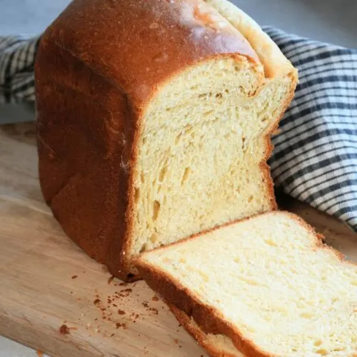 brioche bread sliced
