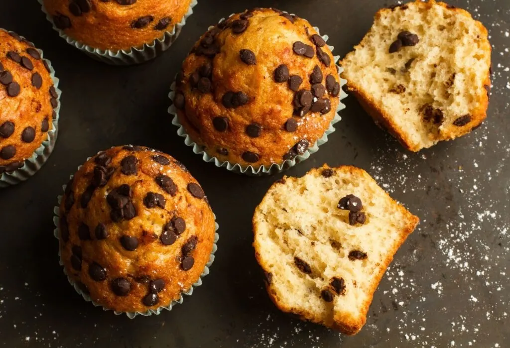 chocolate chip cupcakes