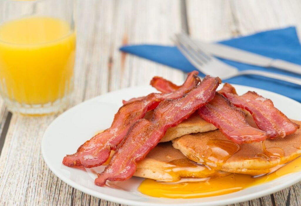 pancakes with bacon and maple syrup