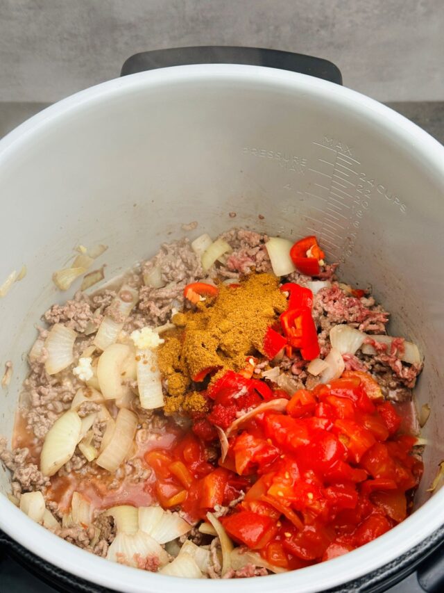 Ninja Foodi Curried Mince An Easy Pressure Cooker Recipe Liana's