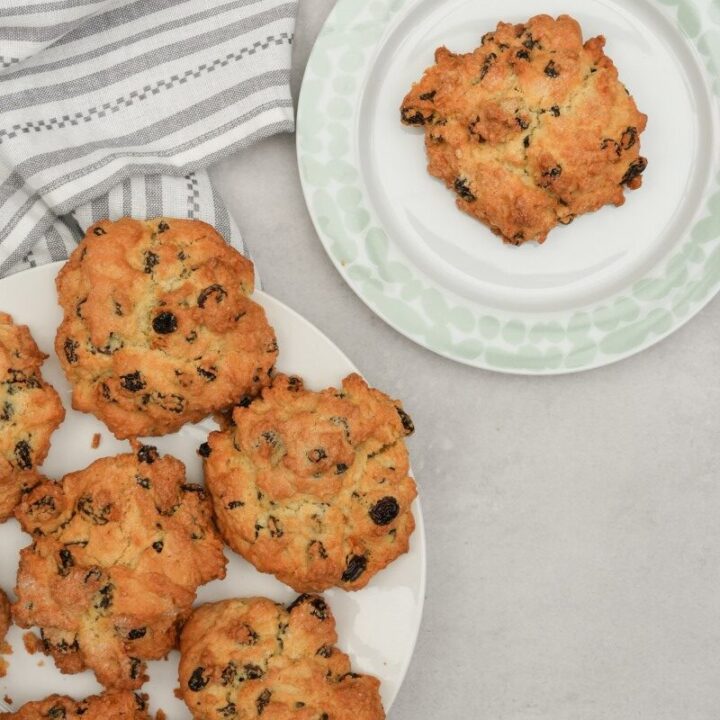 rock cakes made in an air fryer laid out on a plate