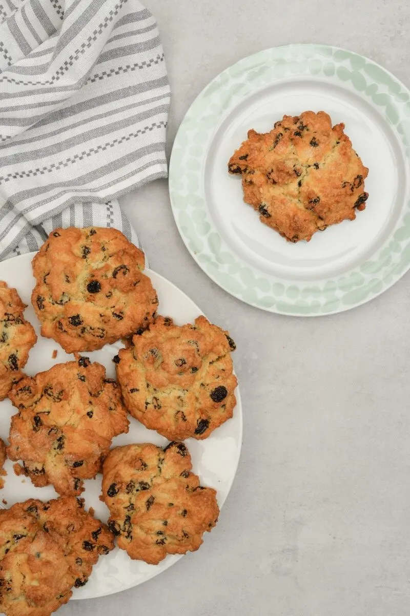 rock cakes made in an air fryer laid out on a plate