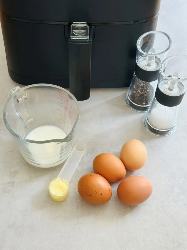 ingredients for air fryer scrambled eggs