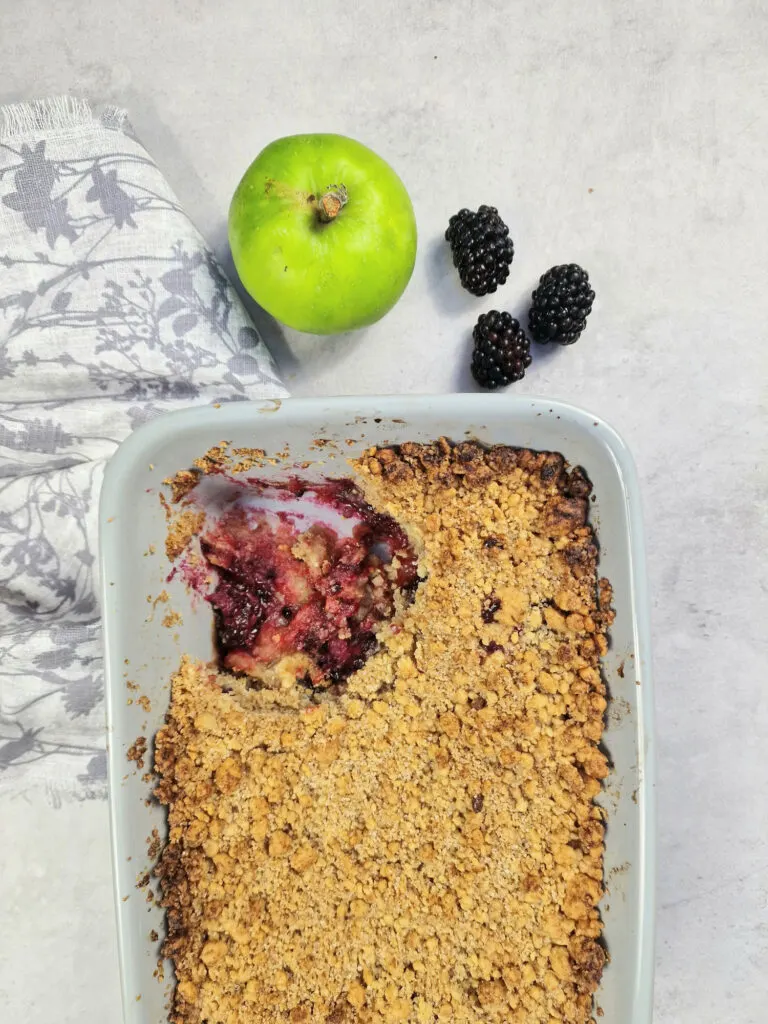 apple and blackberry crumble with a bramley apple and fresh blackberries