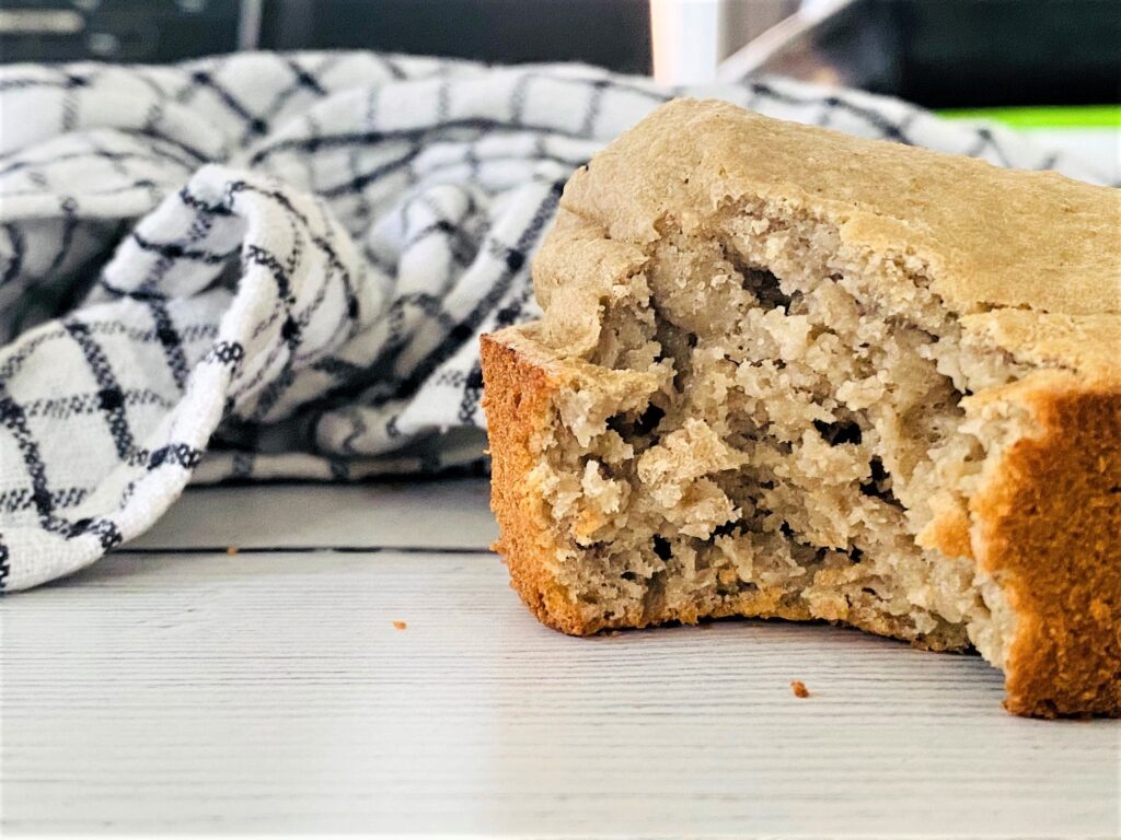 inside of baked oats after it has been cooked