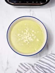 broccoli coconut and ginger soup in a soup maker