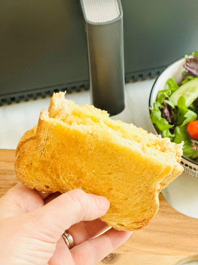 Perfectly Melty Air Fryer Cheese Toastie A StepByStep Guide Liana