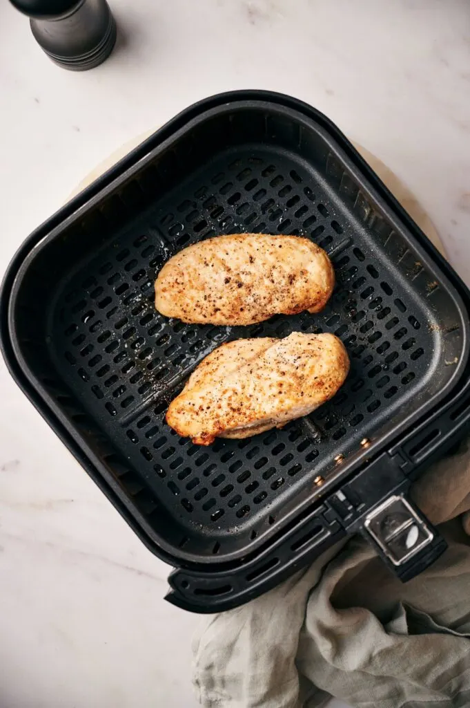 Air Fryer Chicken Breasts {Juicy And Full Of Flavour!} - Liana's Kitchen