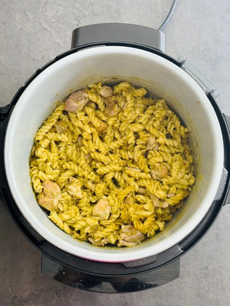 chicken pasta pesto in Ninja