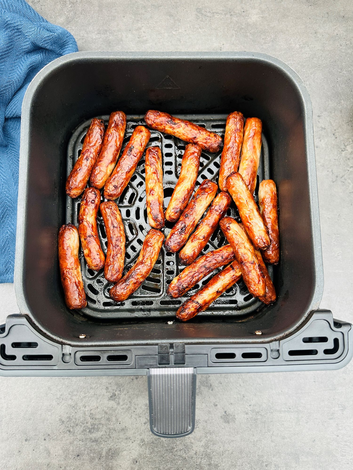Air Fryer Chipolata Sausages Liana's Kitchen