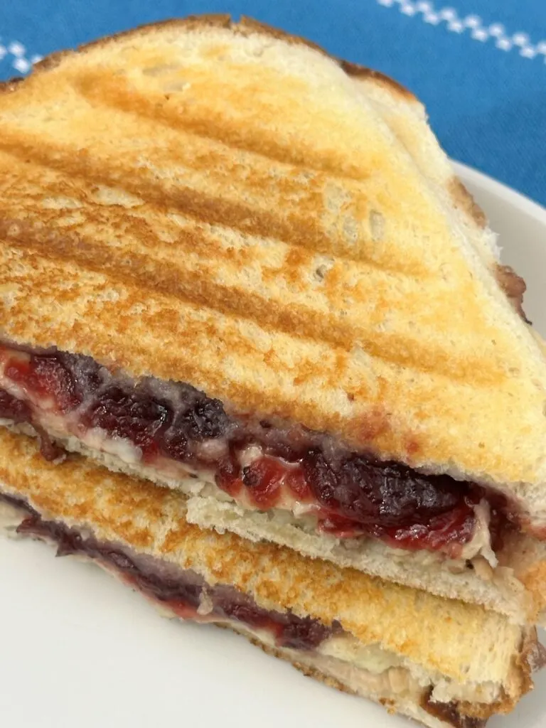 turkey cranberry and cheese toastie