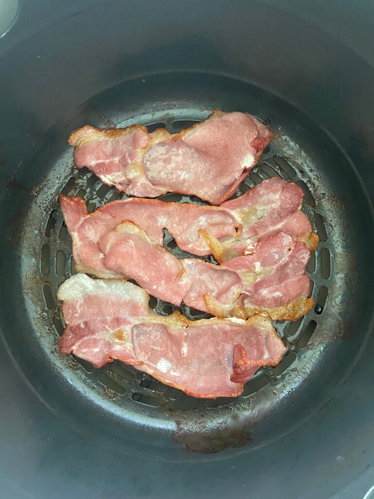crispy air fryer bacon in Ninja Foodi