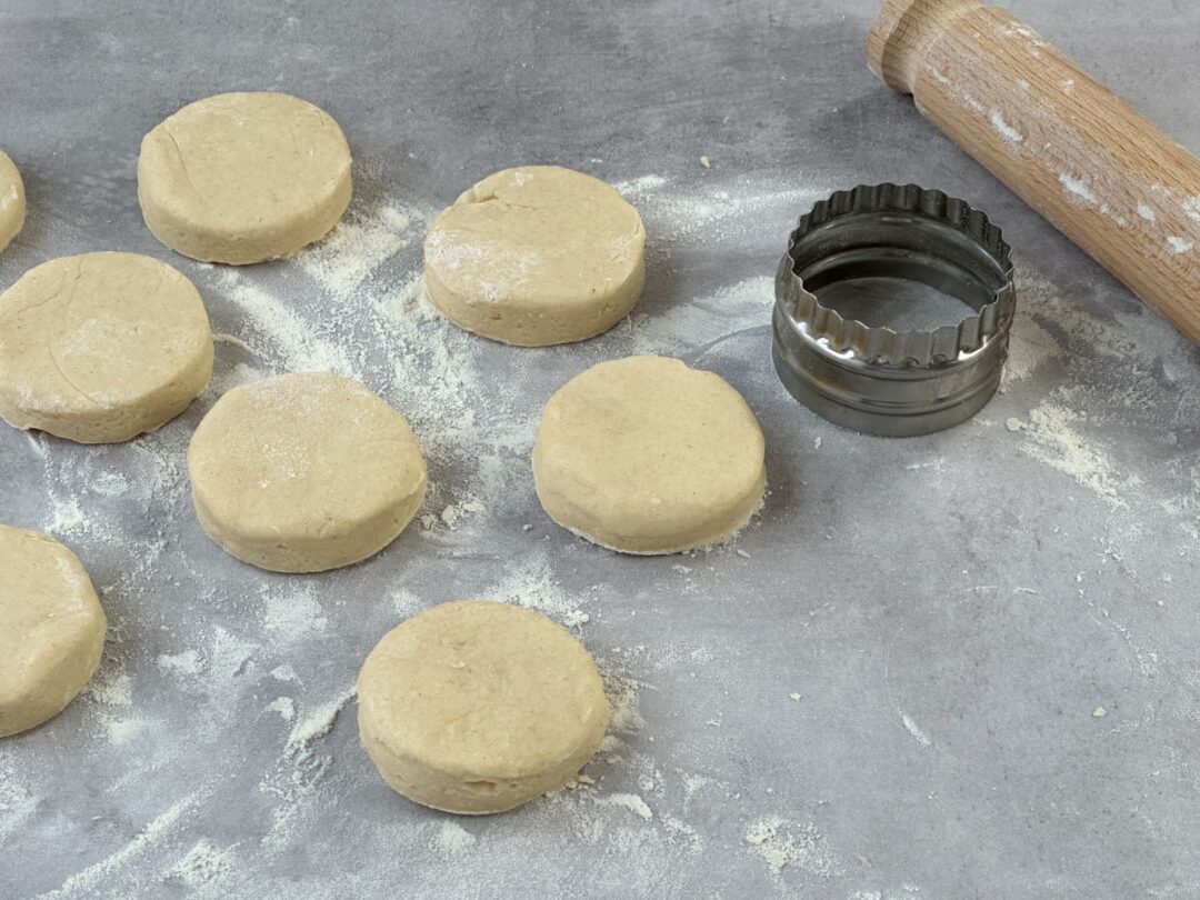 Perfectly Fluffy Scones in Your Air Fryer Quick & Easy Recipe! Liana's Kitchen