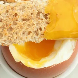 eggs and soldiers