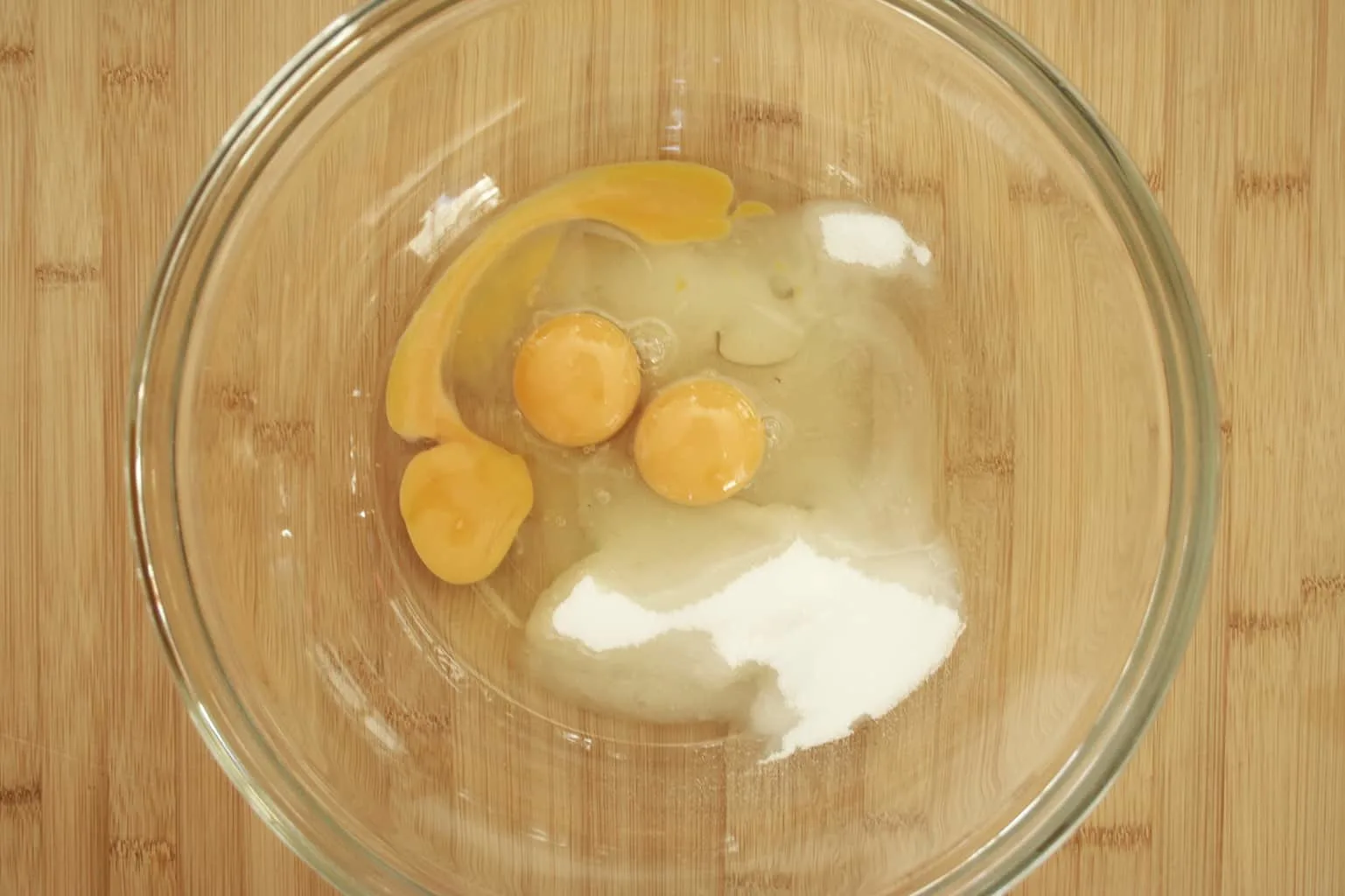 eggs and sugar in bowl