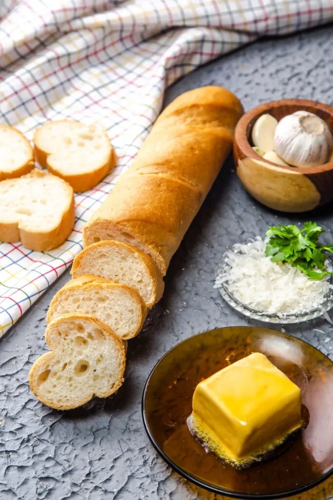 garlic bread ingredients