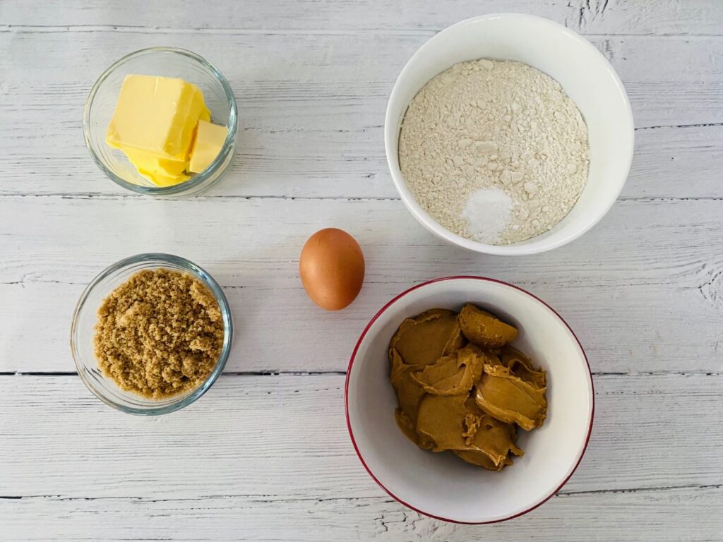 ingredients for peanut butter cookies