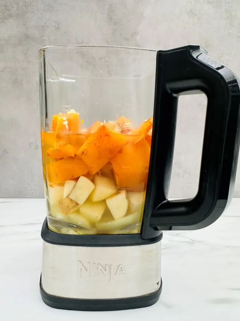 ingredients in soup maker for butternut squash 