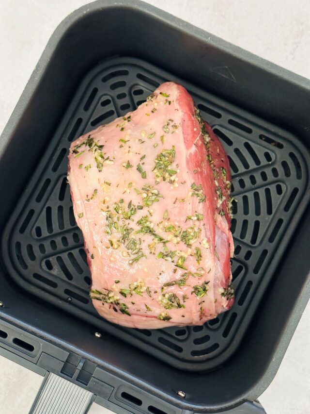Garlic and Herb Air Fryer Roast Leg Of Lamb - Liana's Kitchen