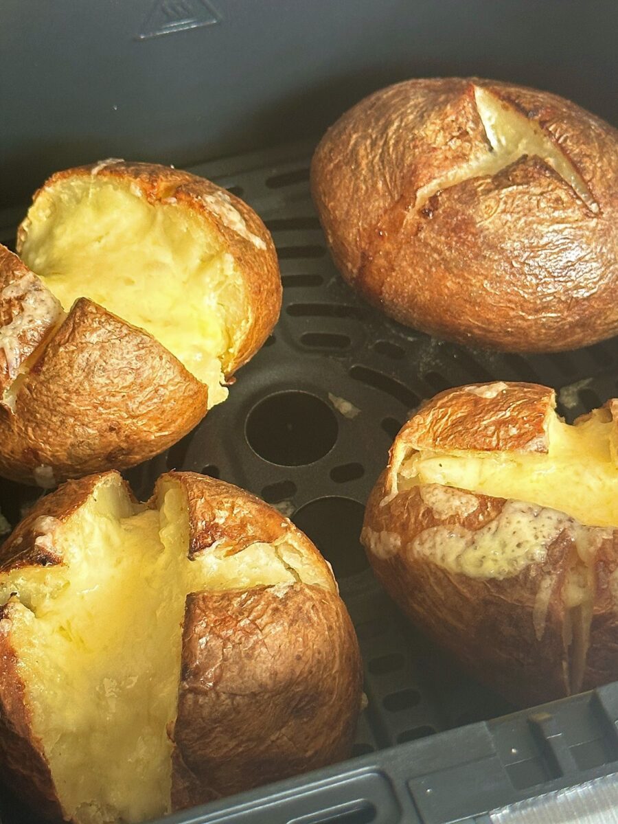 Frozen Jacket Potato In An Air Fryer Liana's Kitchen