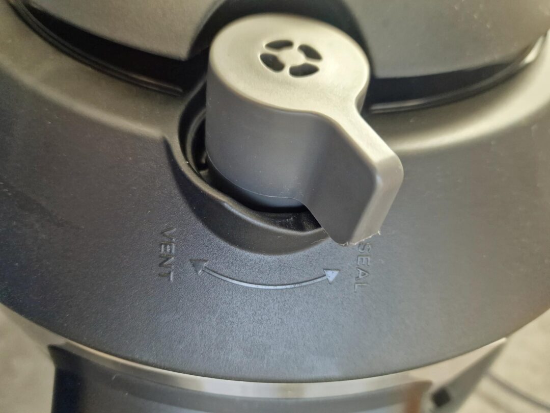 Ninja Foodi Curried Mince An Easy Pressure Cooker Recipe Liana's Kitchen