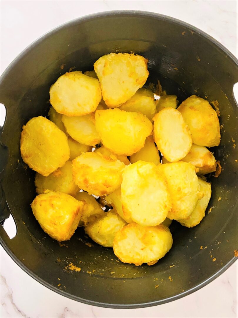 Ninja Foodi Roast Potatoes - Perfectly Crispy! - Liana's Kitchen