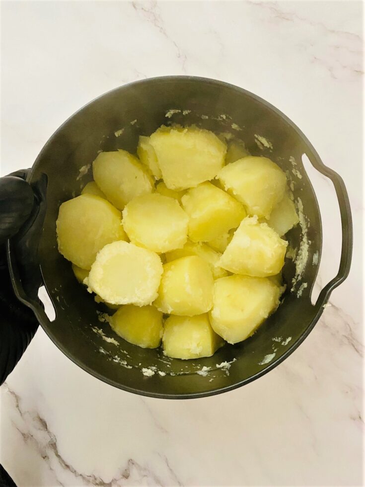 Ninja Foodi Roast Potatoes - Perfectly Crispy! - Liana's Kitchen
