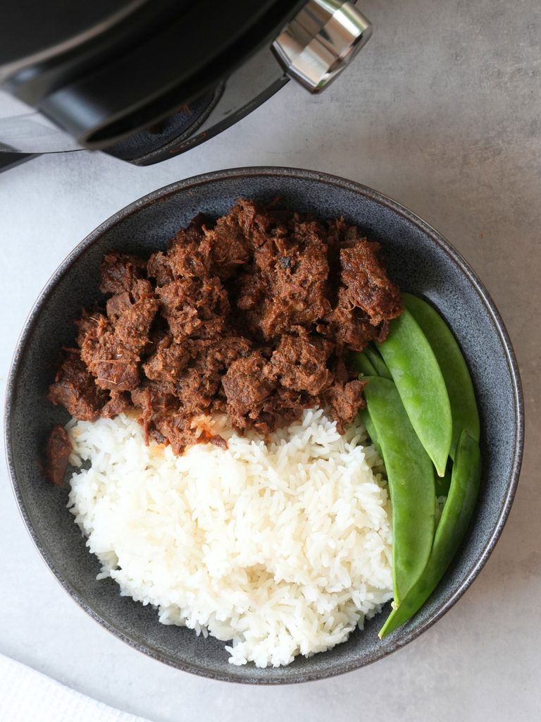 Pressure Cooker Beef Rendang