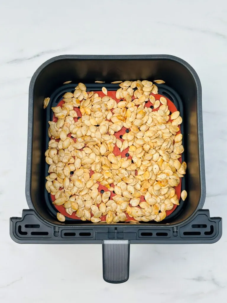 pumpkin seeds in air fryer basket