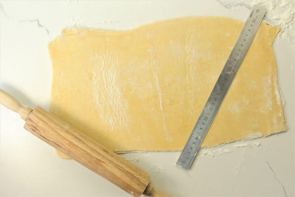 rectangle puff pastry for cheese straws