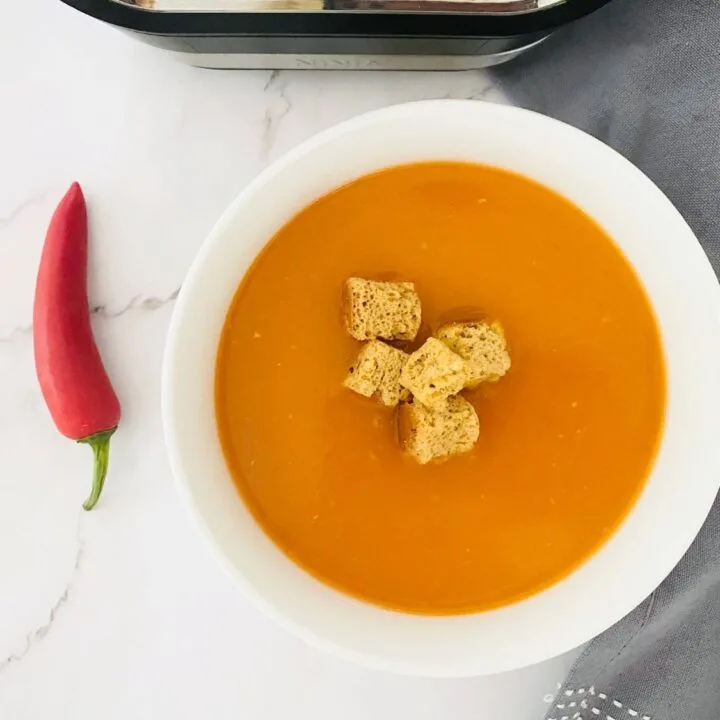 red pepper chilli soup