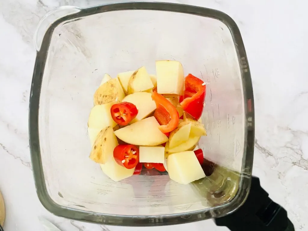 ingredients in soup maker for red pepper chilli soup