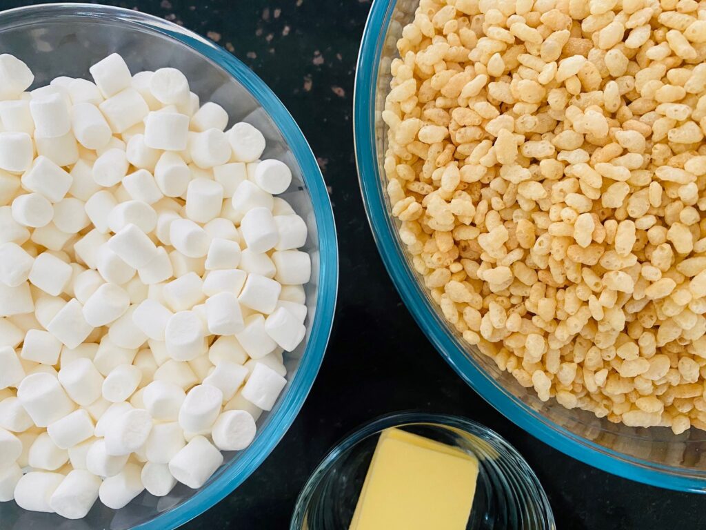 ingredients for marshmallow Rice Krispie