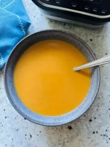 roasted red pepper and chickpea soup