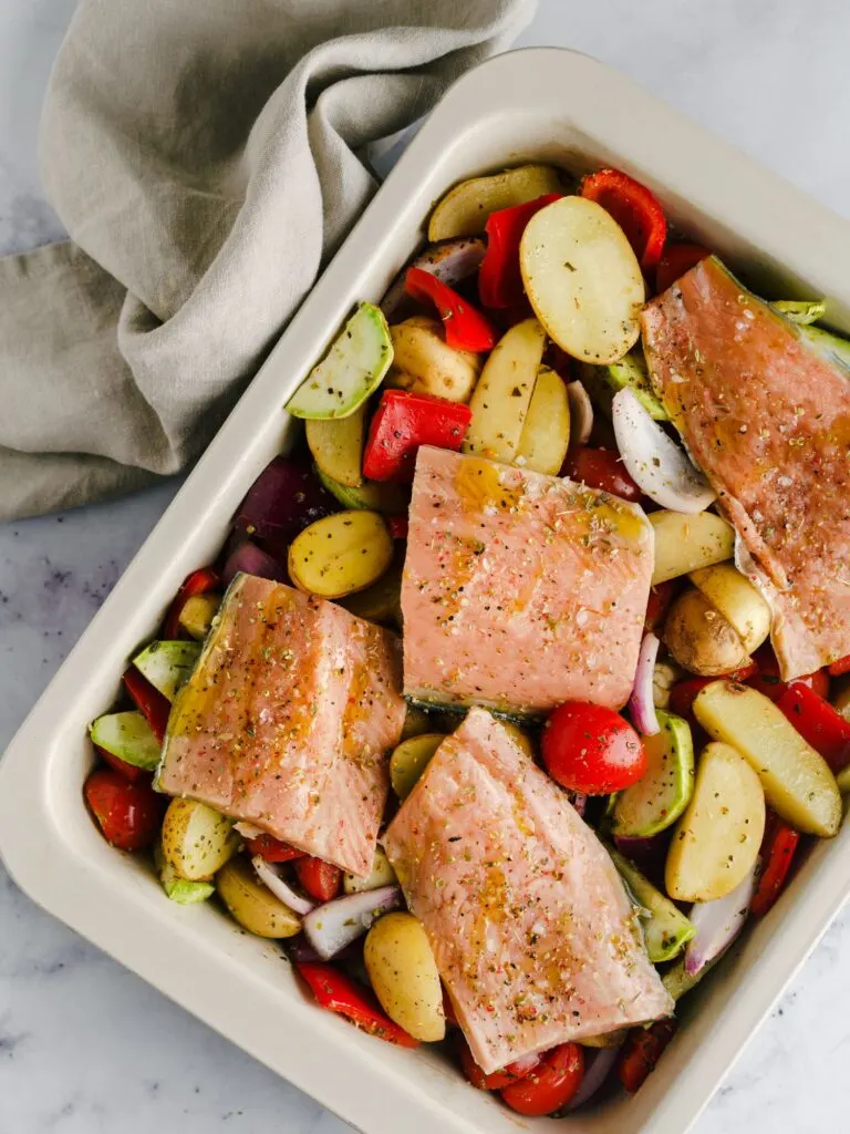 salmon and vegetables tray bake