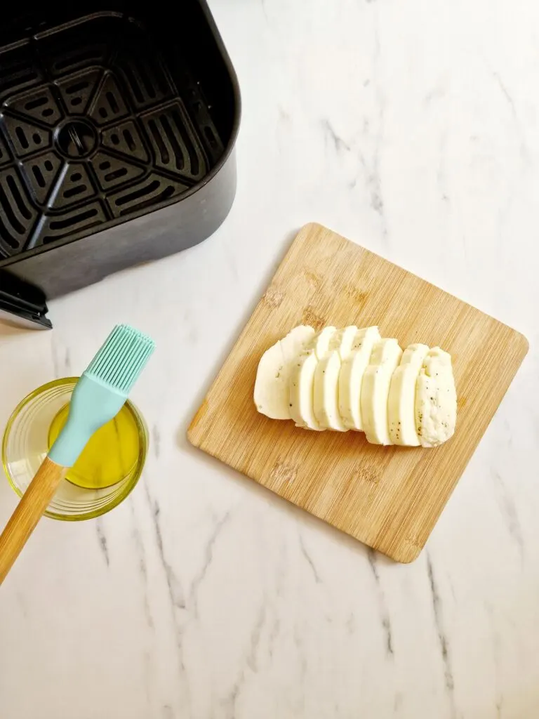 slice halloumi for air fryer