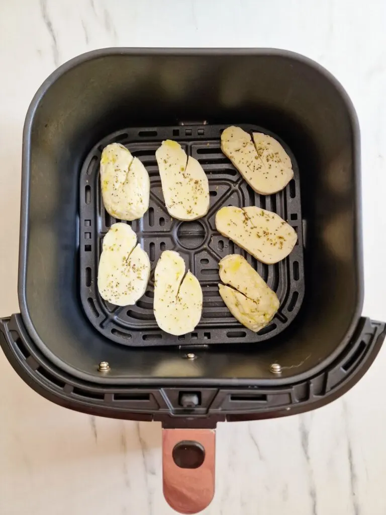 sliced halloumi in air fryer