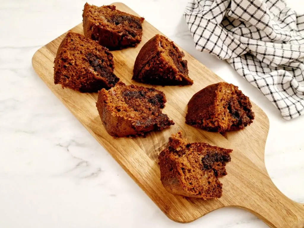 sliced nutella banana bread