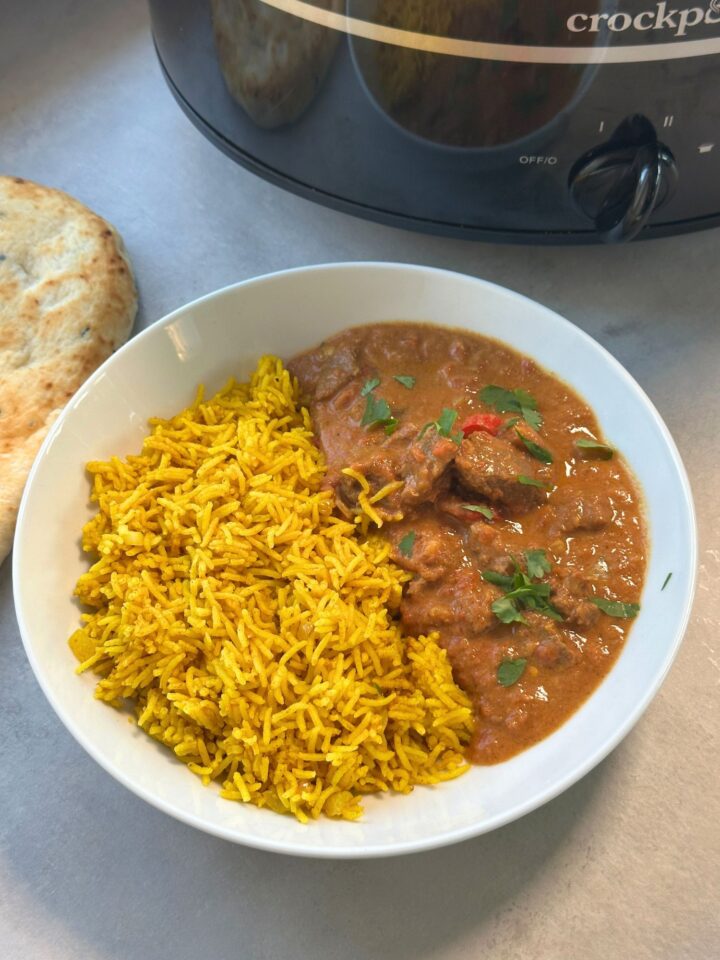 Simple Slow Cooker Beef Curry with Coconut Milk - Liana's Kitchen