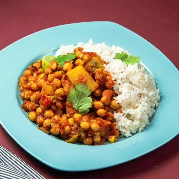 slow cooker chickpea curry