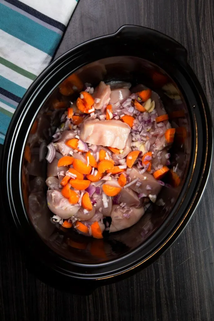 ingredients in slow cooker for sweet and sour chicken