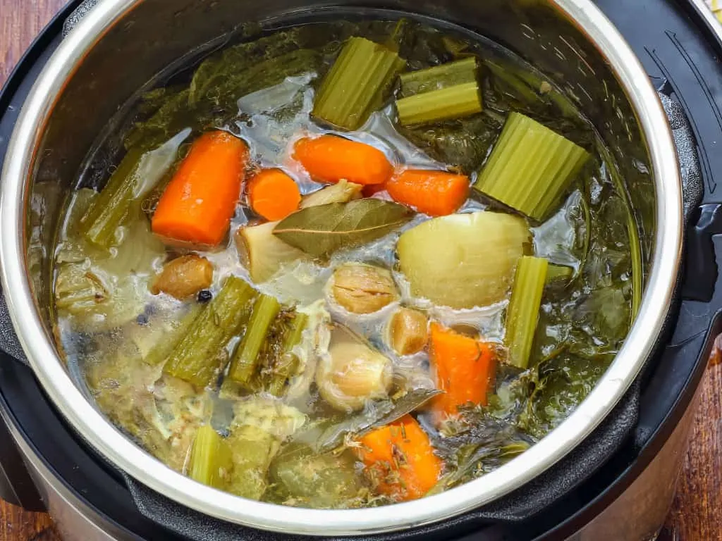 stock levels for slow cooker